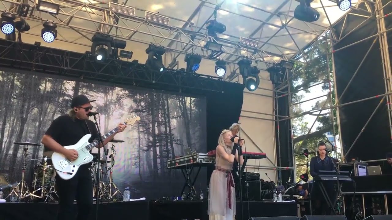 20170130 - AURORA - Live at Laneway Festival, Auckland