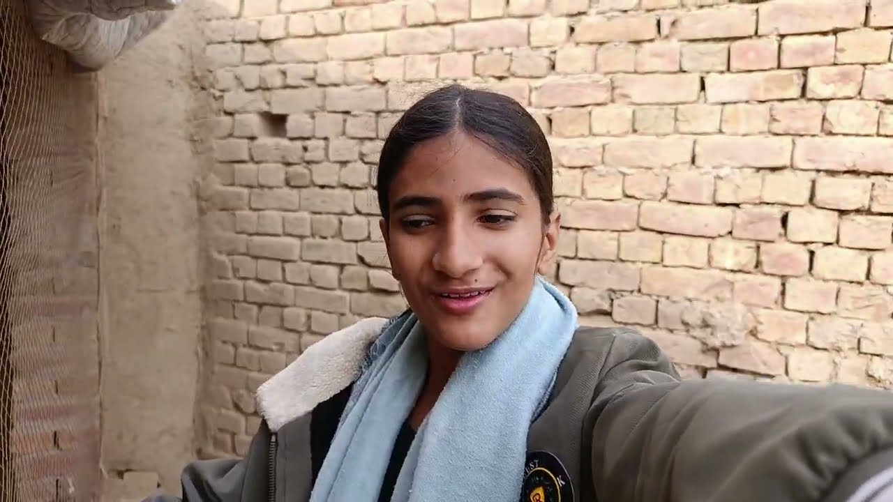 HUM NE ITNI SARI MURGHIYAN RAKH LEEN😰 | AIK MURGHI KI AANKH GHAIB😰