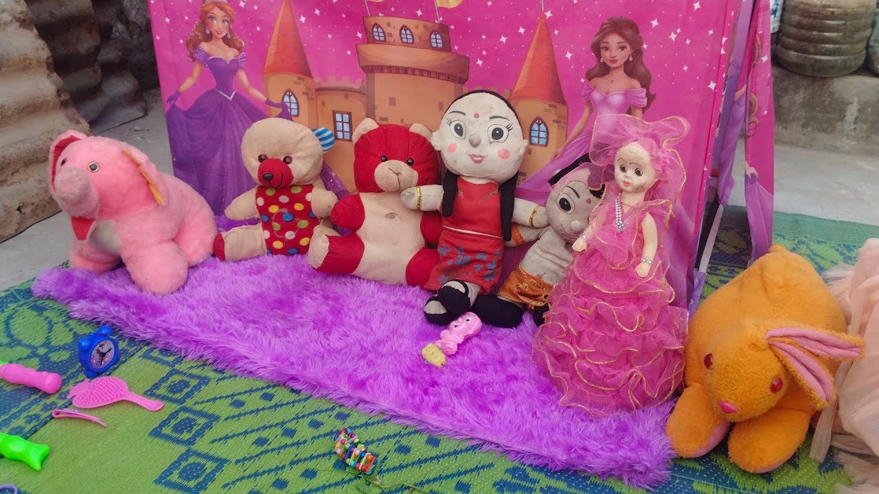 #happy New year friends#hathi gudiya Rani aur rabit ko Happy New year#entertainment #paritoyvlog224 