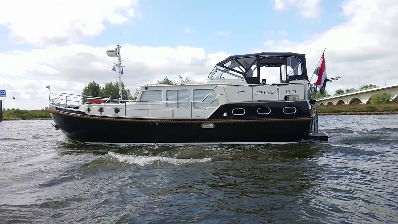 SMELNE VLET 1200 GSAK aanbod van SCHEPENKRING JACHTMAKELAARDIJ HATTEM