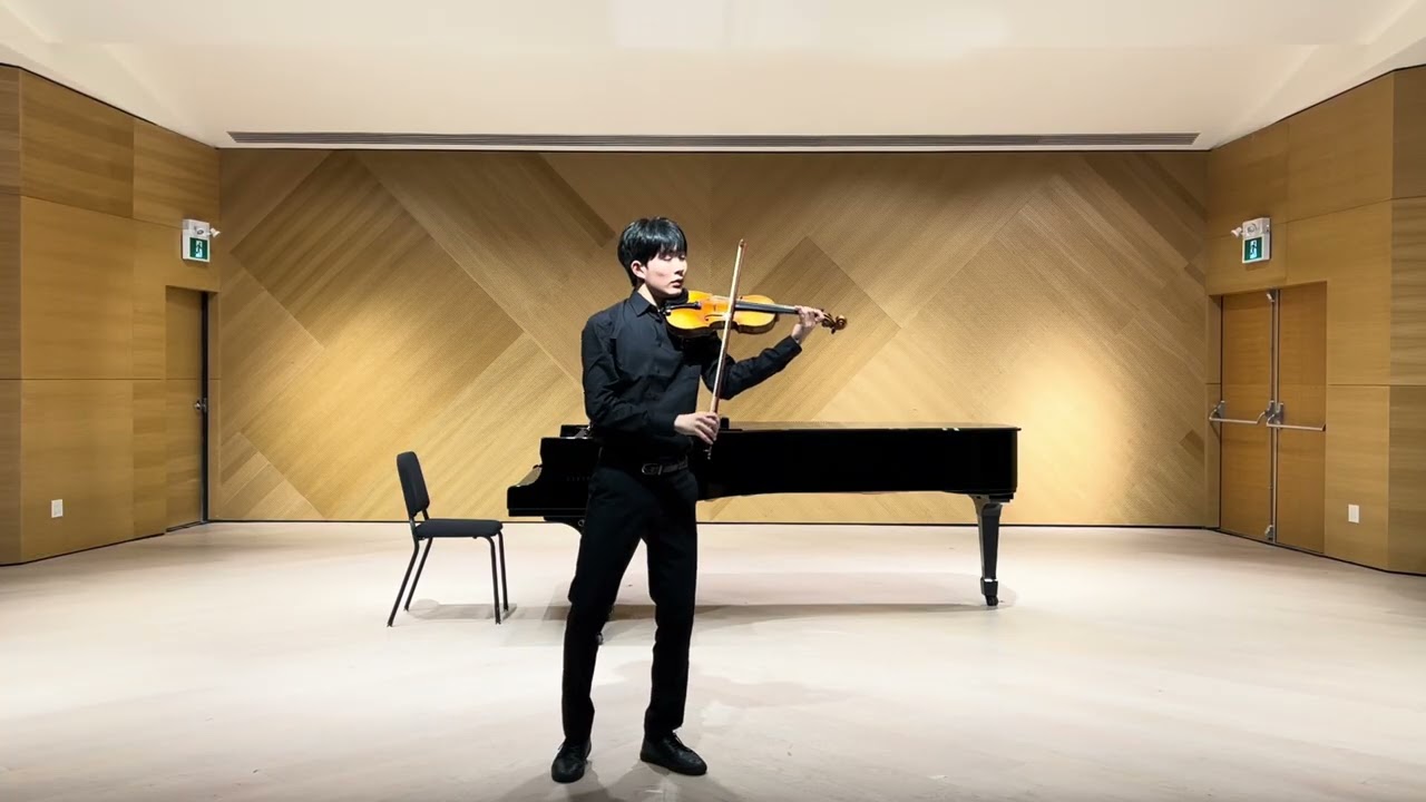 Hyden Ho, Bach Partita 2 in D minor, BWV 1004, Allemande, Courante