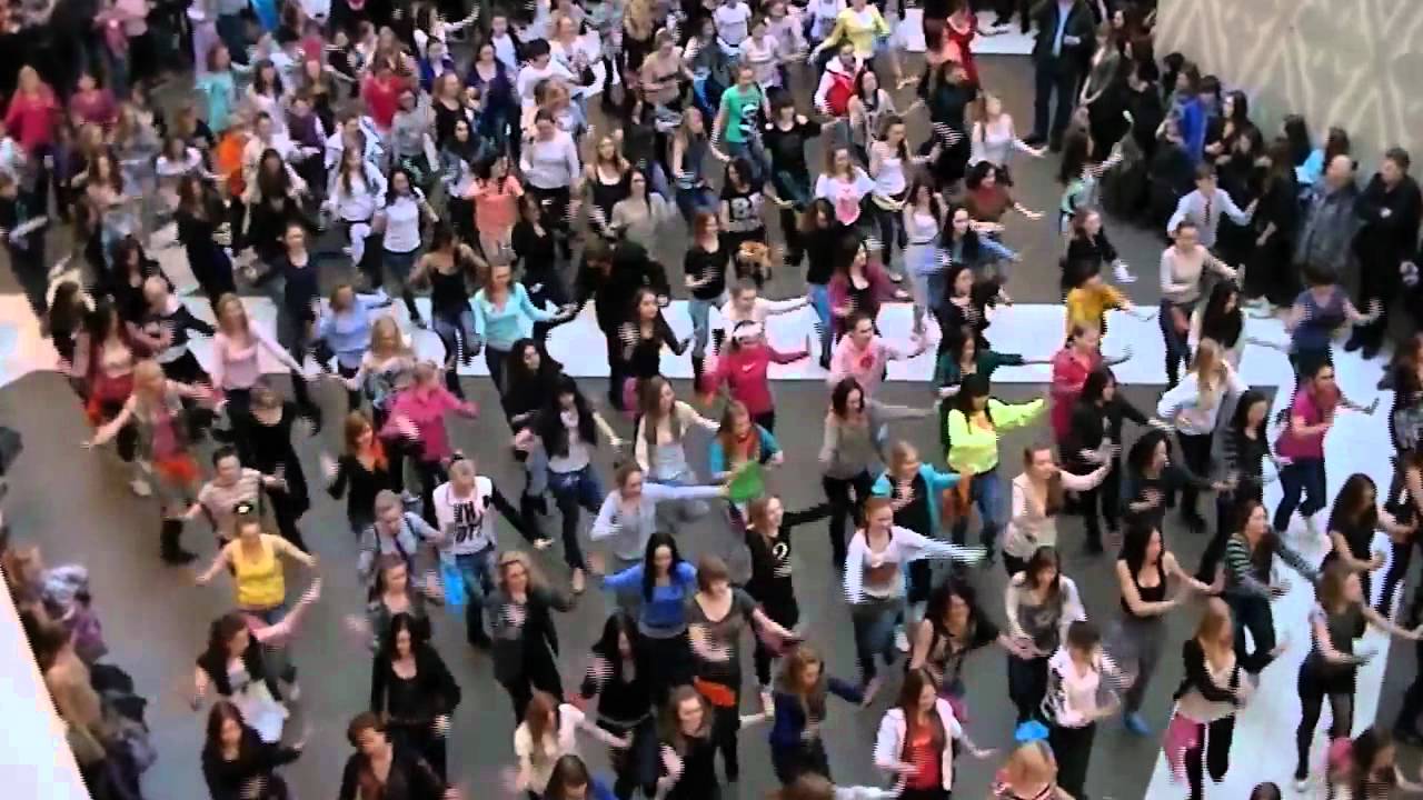 Флэшмоб TODES СПб ТРЦ 