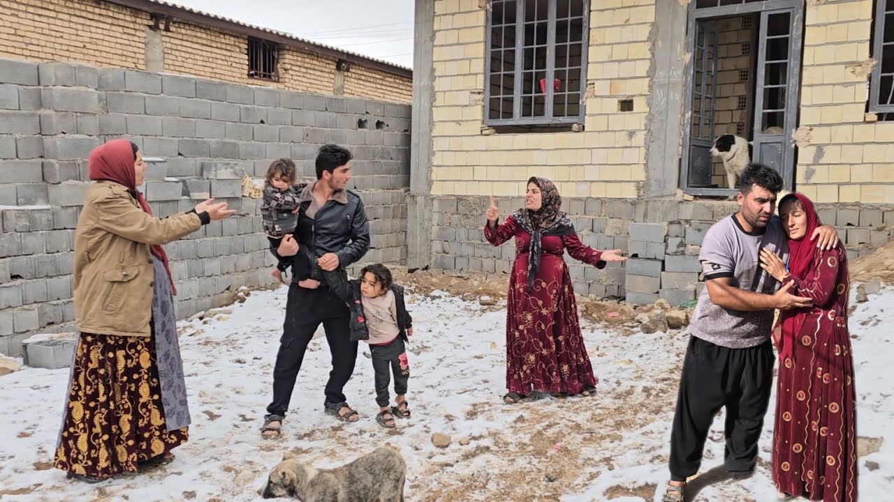 In Fatima's absence, Ayyas brought Fatima's children to her and clashed with Soraya( kohrig family) 