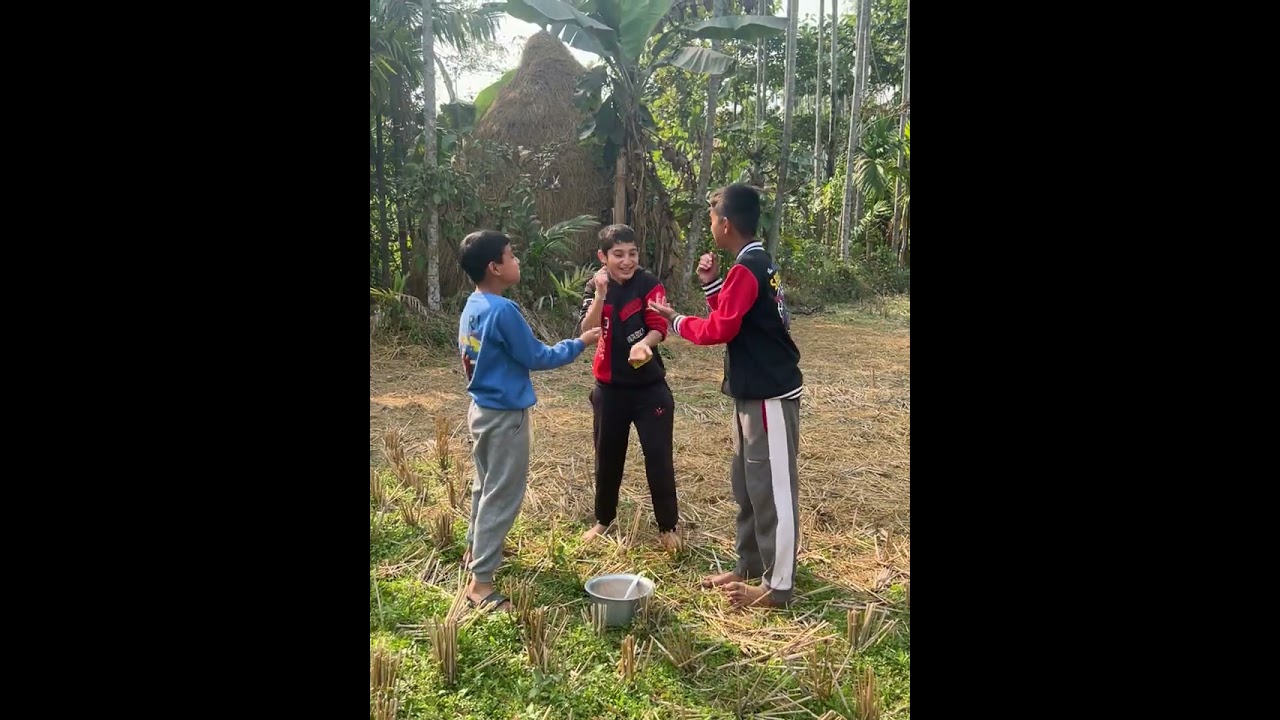 Rock paper scissors game guys🤣