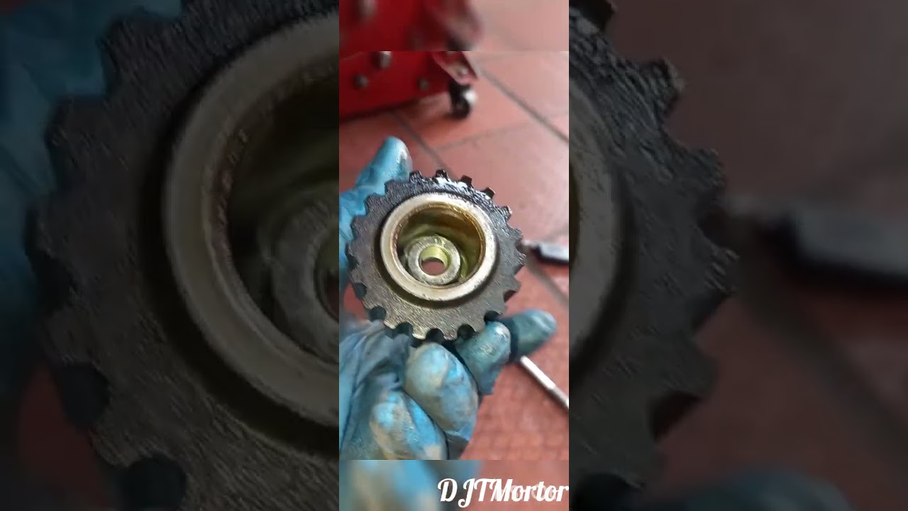 piñon cigueñal atascado de Renault logan 1.6 como extraerlo sin problema