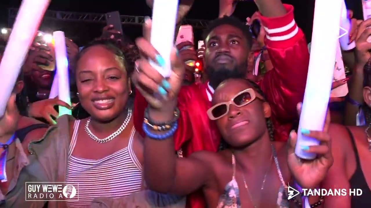 FULL performance AYRA STARR in HAITI