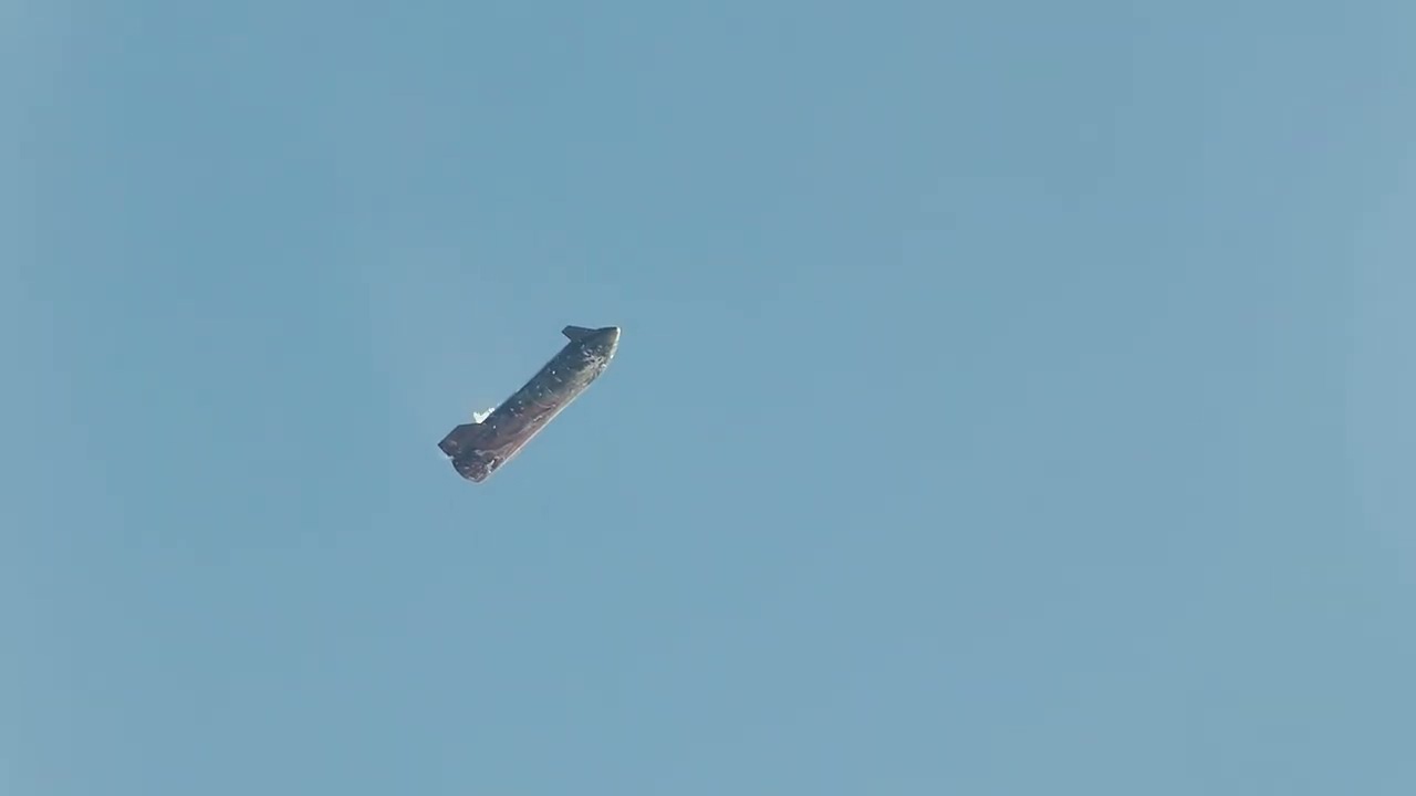 WOW! Watch SpaceX Land Starship In The Ocean [4K]