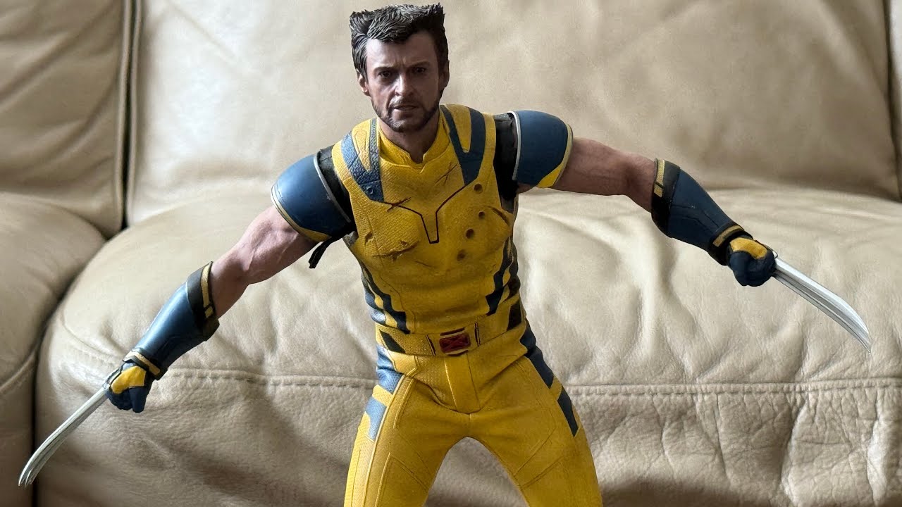 Фигурка Росомахи (Deluxe Version) в масштабе 1/6, MMS754, от Hot Toys.