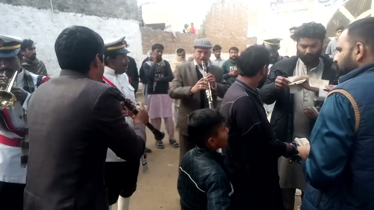 hazrri baba rary shah bay New stara band ph#03244845953
