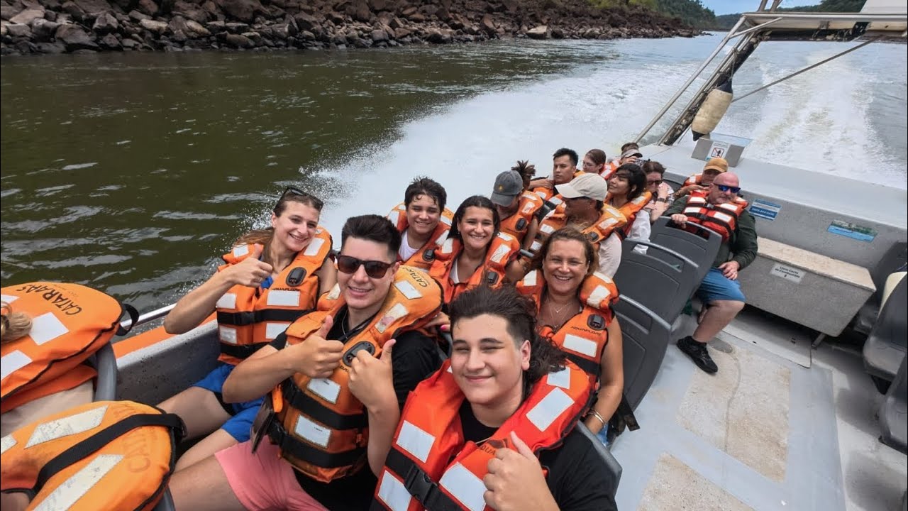 Pesca en puerto iguazu// surubis negros???// excursiones en lancha 