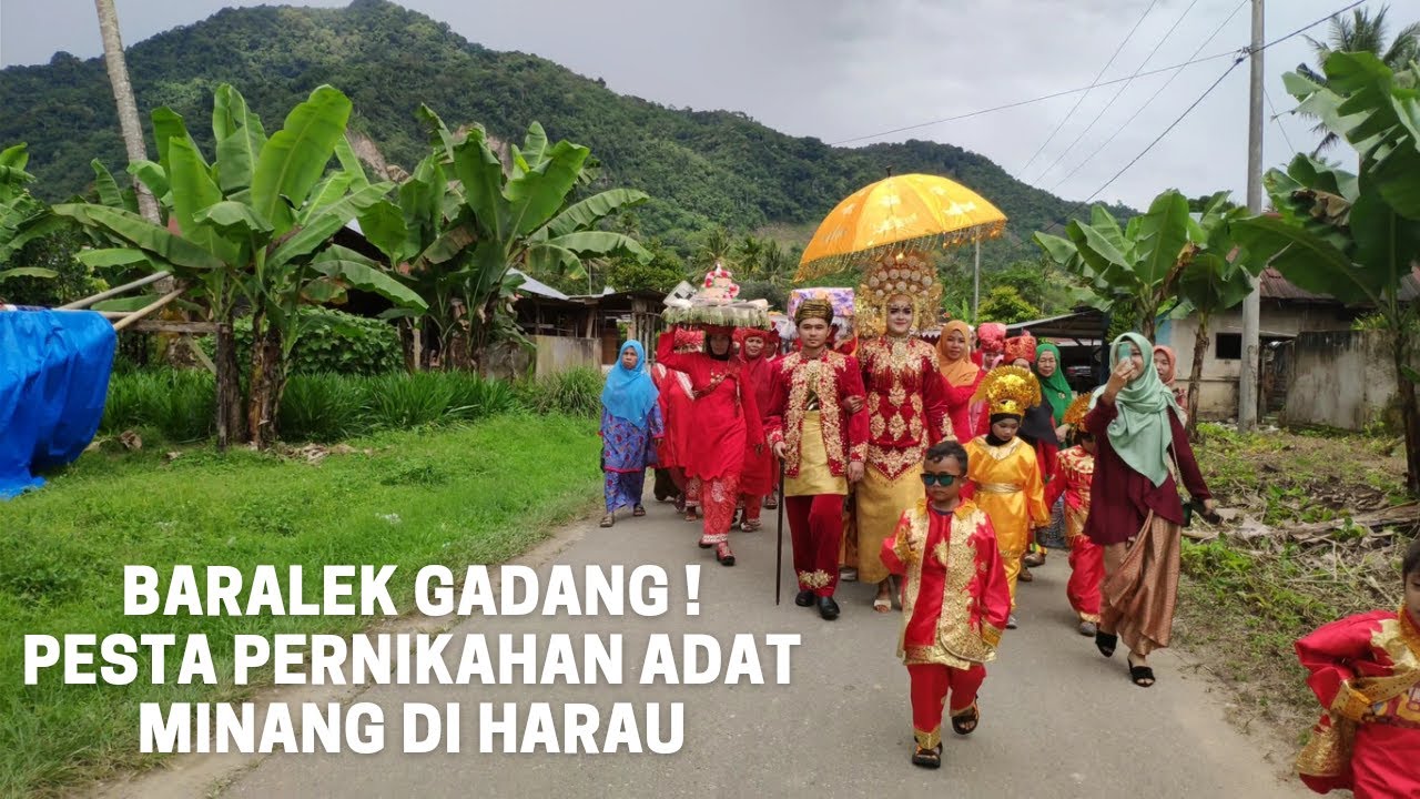 Pesta Pernikahan adat Minangkabau di Payakumbuh Harau