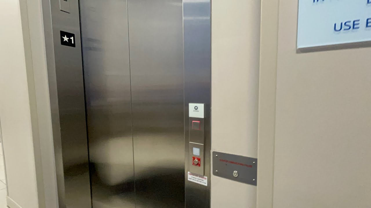 NEW! Schindler 3300 Traction Elevator @ Holiday Inn Express - St. Augustine, Florida (Vilano Beach) 