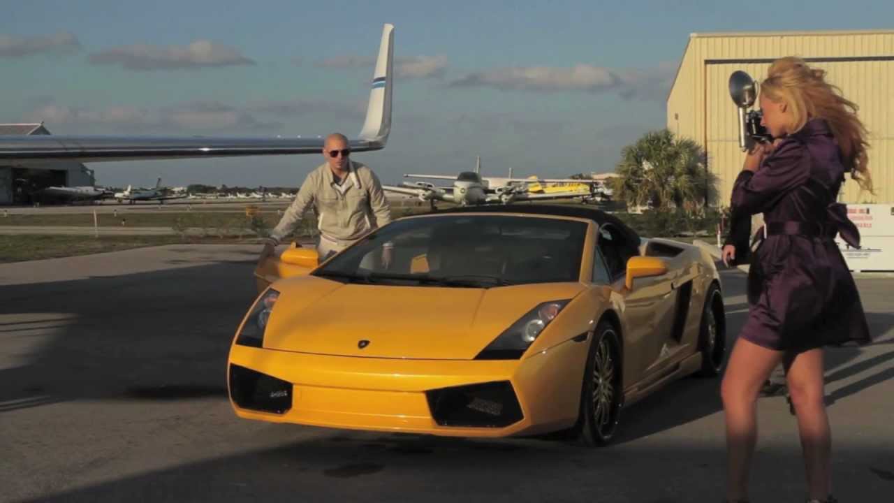 Nicola Fasano Feat. Pitbull - Oye baby
