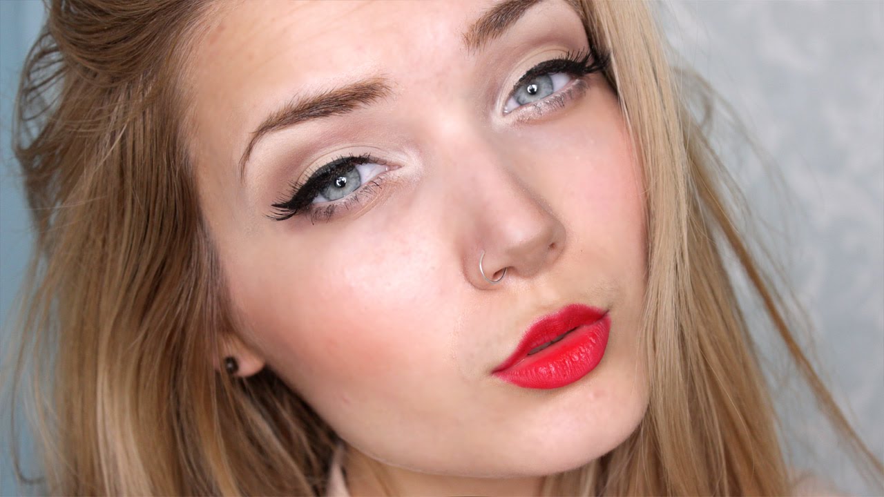 Old Hollywood 'Glamour' Makeup Tutorial || Roxxsaurus