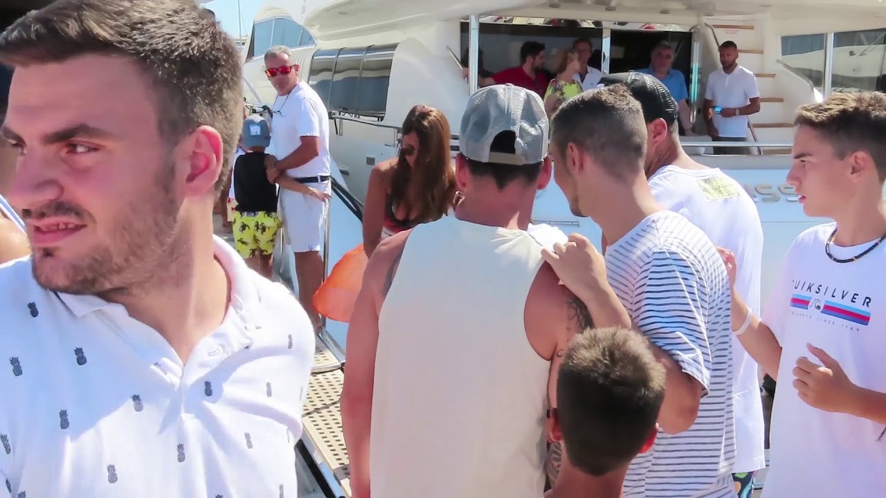 Messi, Suárez, Cesc, en familia en Ibiza