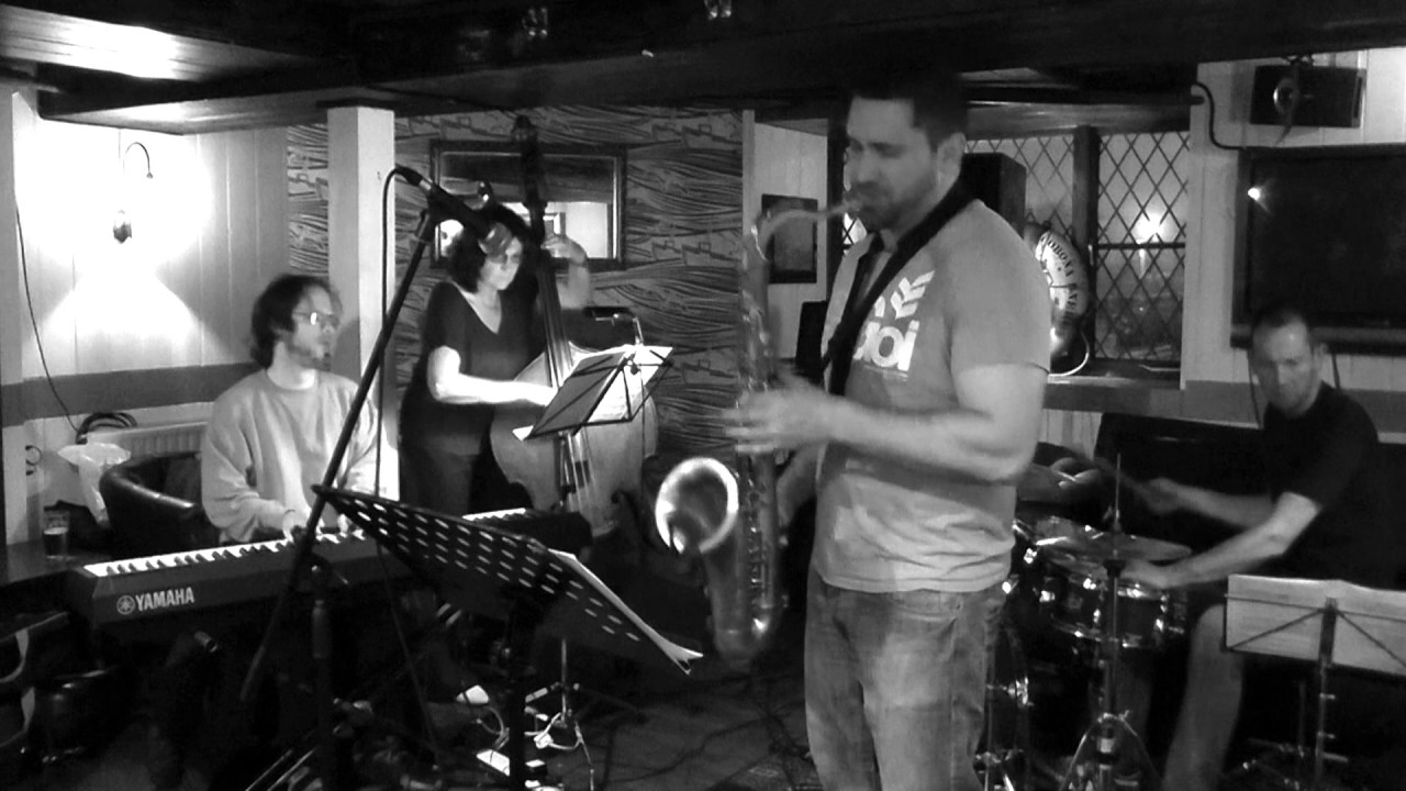 Mahjong (Wayne Shorter) - Paul Haywood (Saxophone)