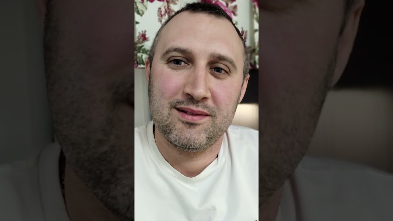 DENIS ROBI SESJĘ ZDJĘCIOWĄ NA... APLIKACJĘ RANDKOWĄ! 😁 | Witaj w klubie #shorts