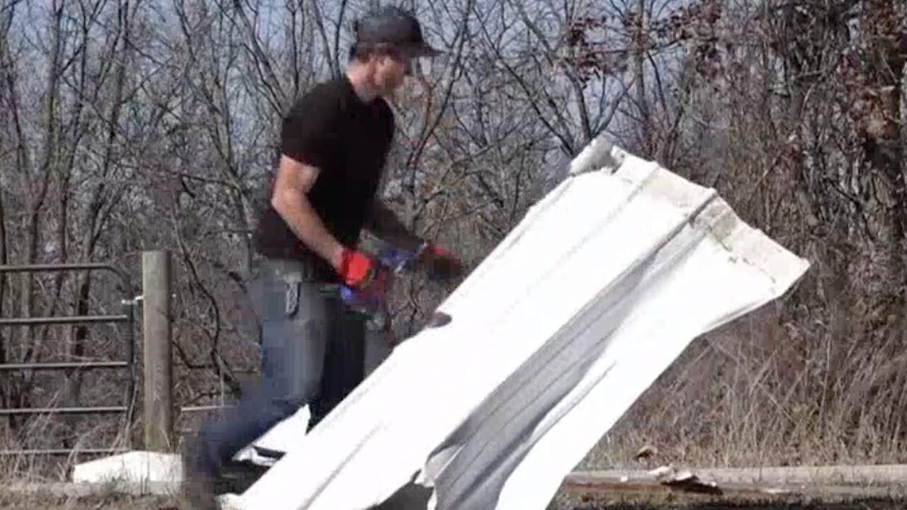 Overnight storms damage buildings in the Monett, Mo. area