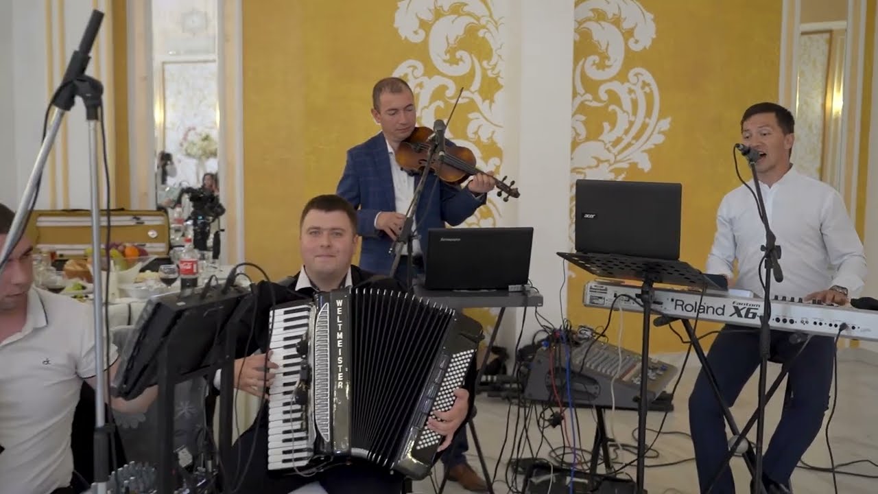 Крымскотатарский ансамбль 