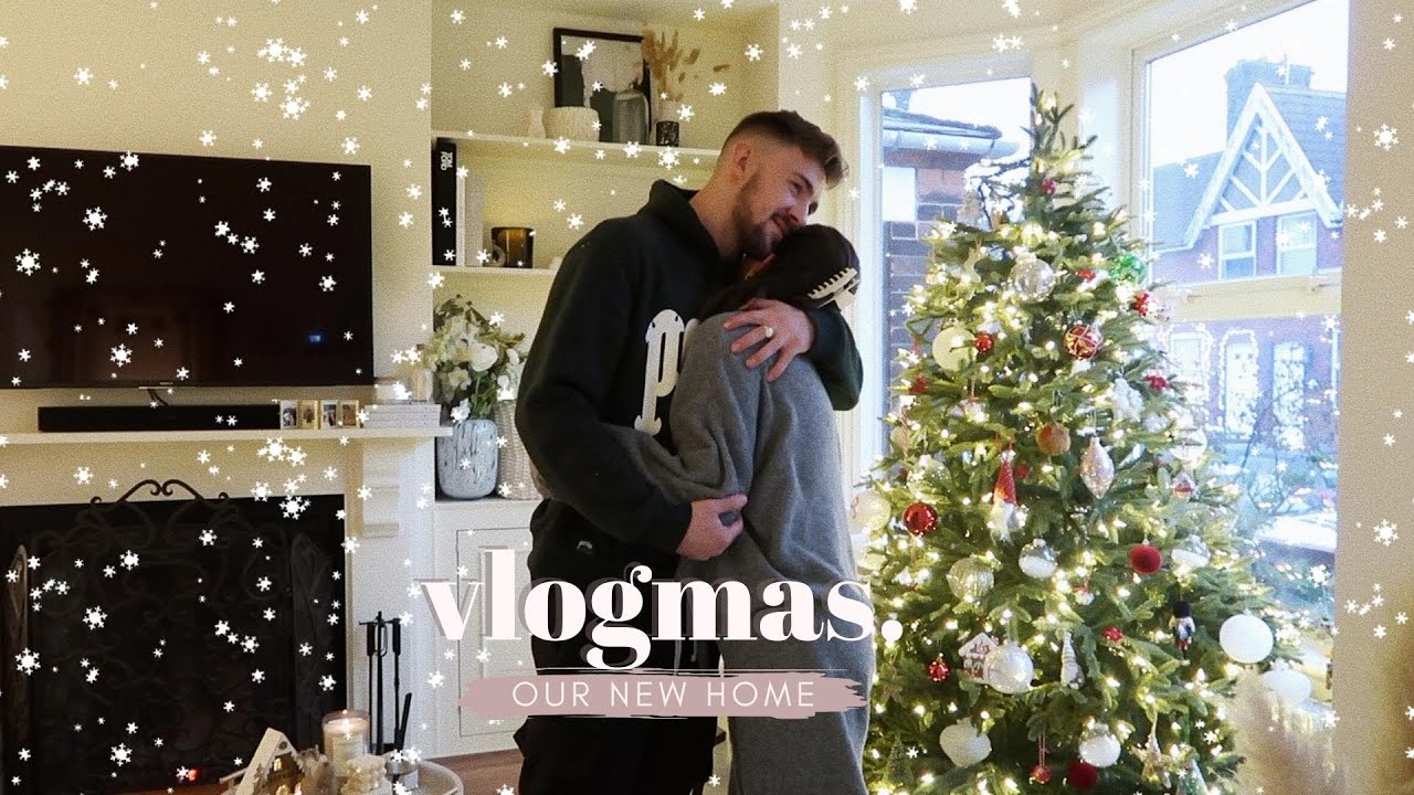 VLOGMAS IS HERE!! decorate with us in our new home🏡❤️ | Emily Philpott