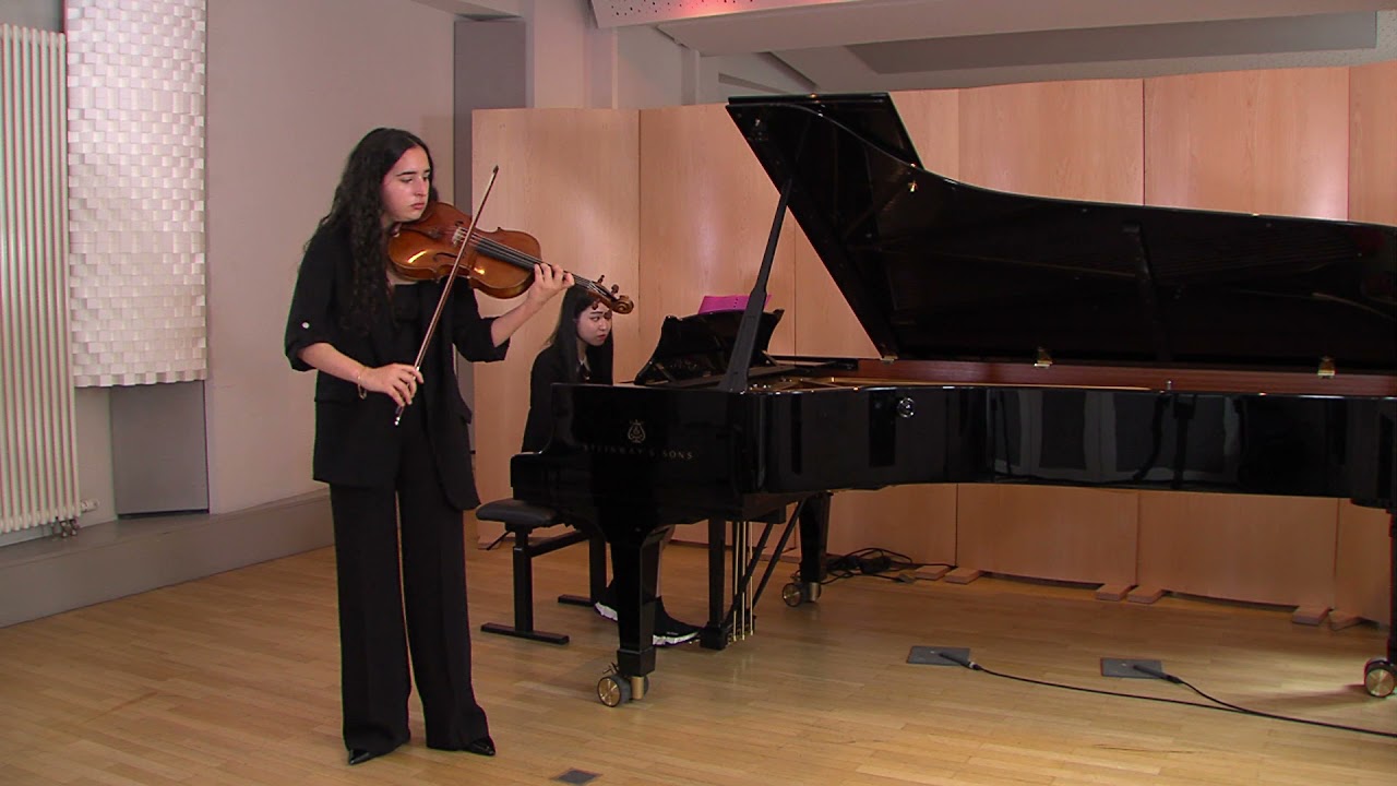 Viola Concerto in D Major: II. Adagio, F. A. Hoffmeister - Lucía Molina Álvarez