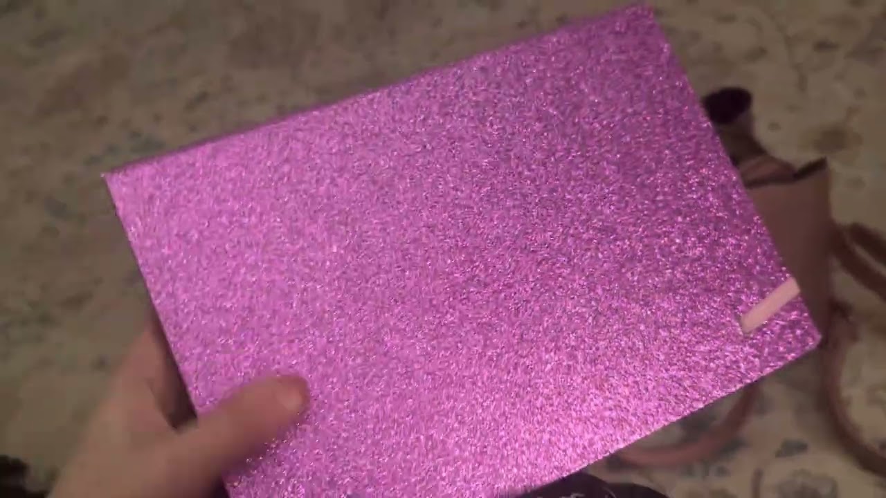 Showing what I keep in my purse
