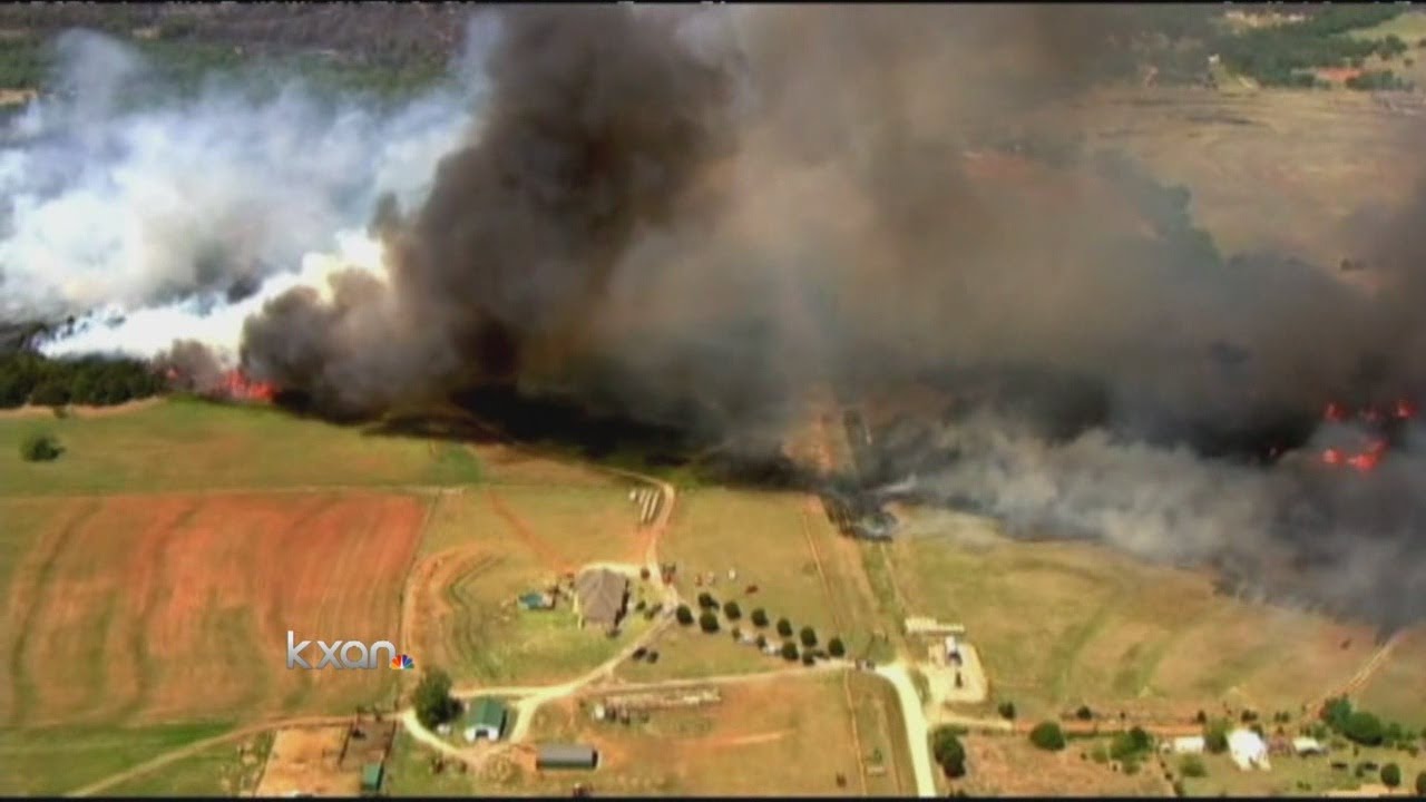 Oklahoma residents survey wildfire damage; 1 dead