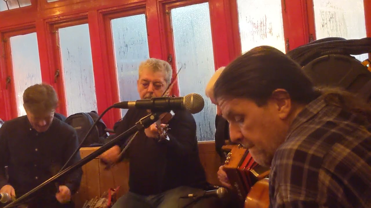 Mairtin O'Connor Band playing The Road West at Tig Coili Galway .Dec 15 2022