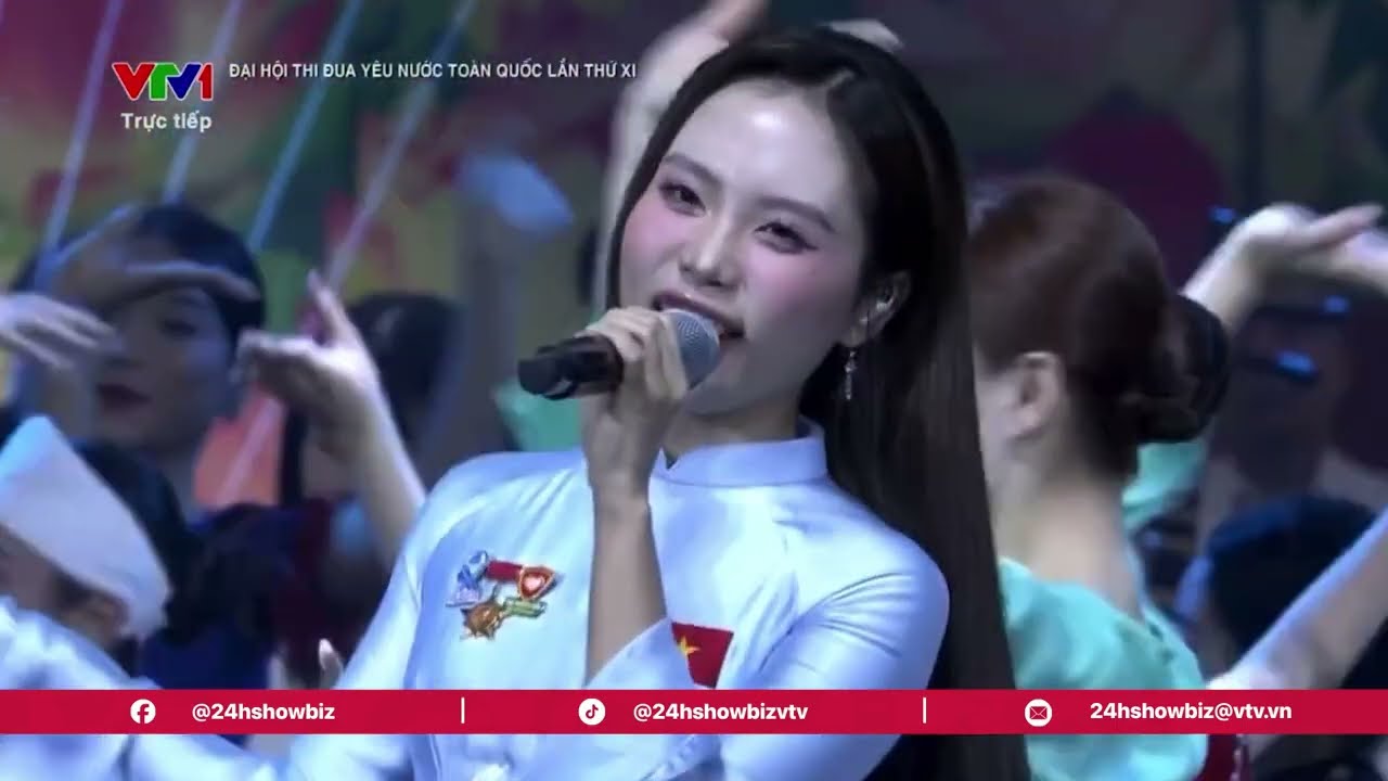 PHƯƠNG MỸ CHI tự hào hát MADE IN VIETNAM tại 
