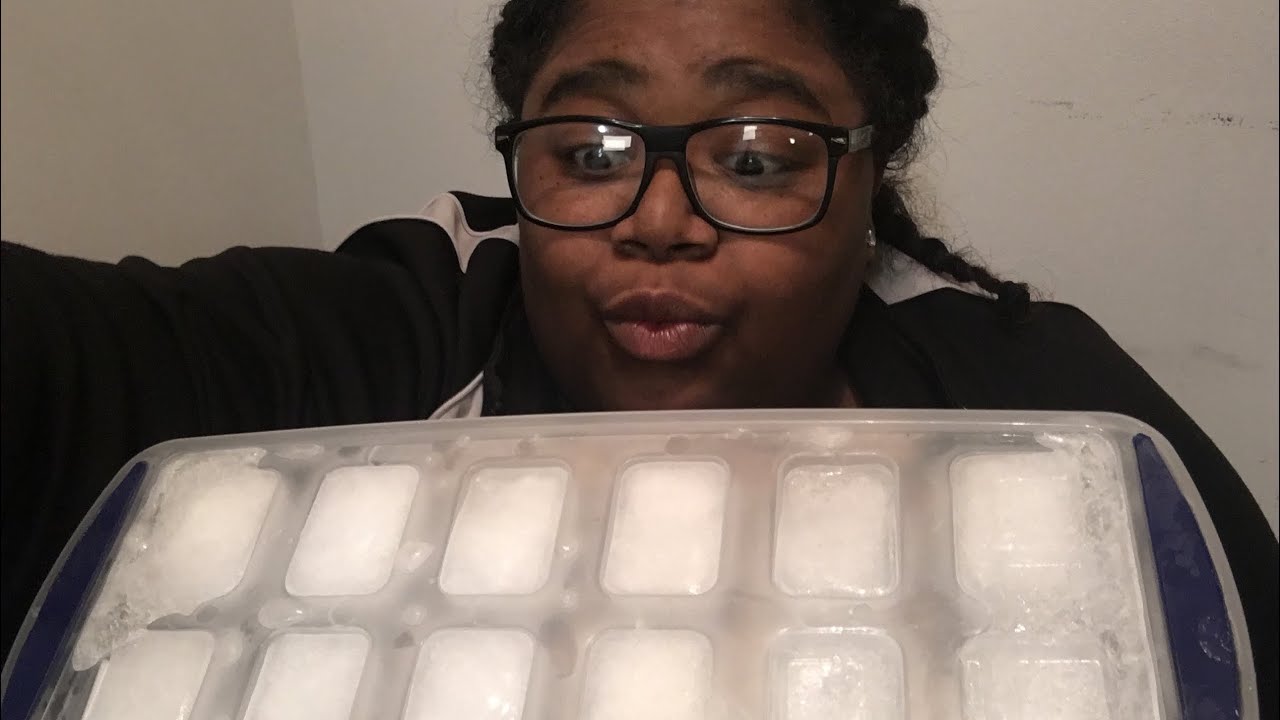 ASMR Flavored Carbonated Ice ❄️Ice Eating❄️ ❗️Crunchy❗️