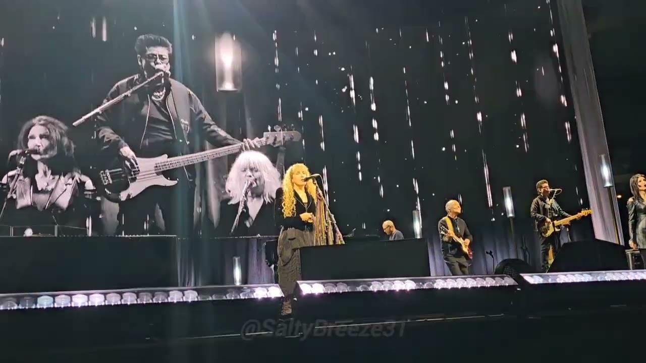Stevie Nicks - Outside the Rain - Live @Bridgestone Arena, Nashville TN - 5/14/24