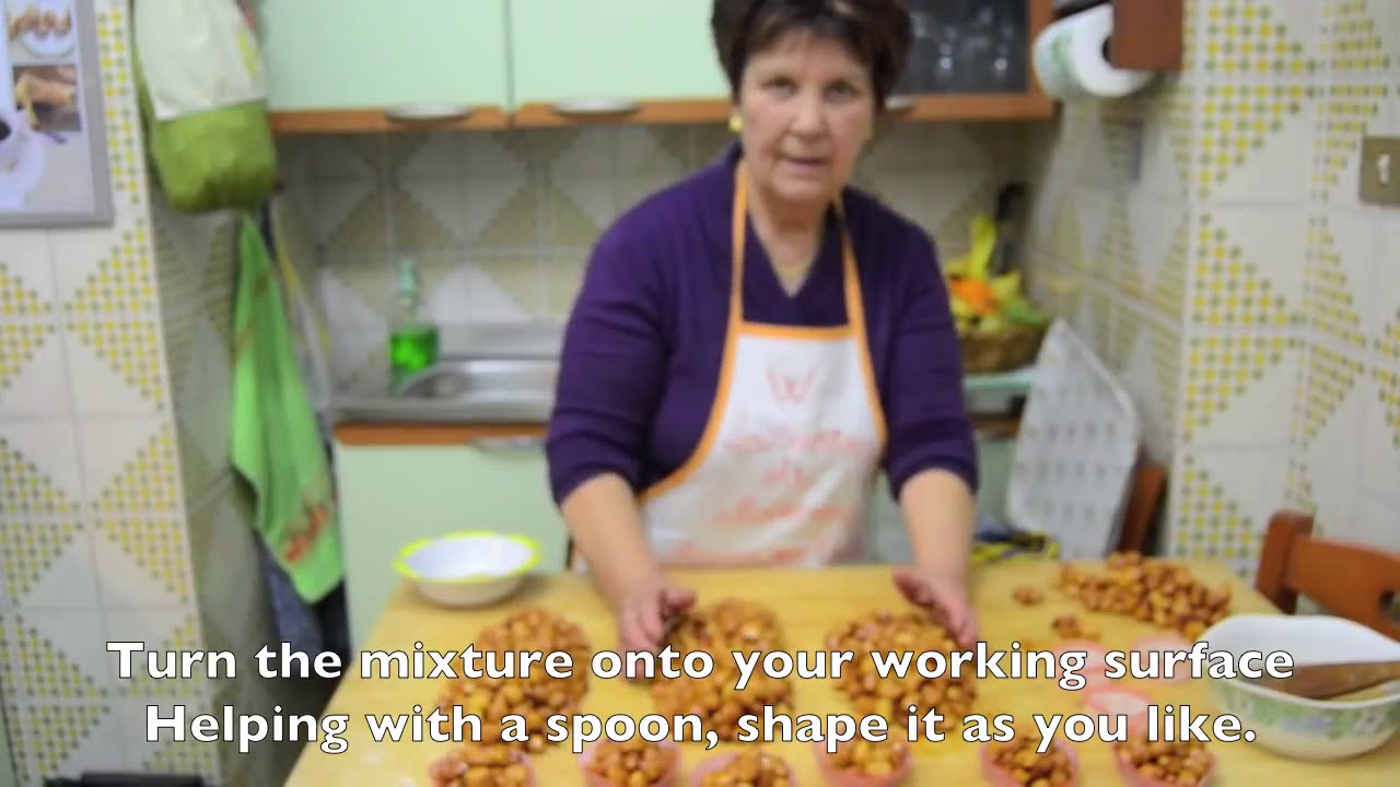 Cooking with mamma Anna Maria: Cicerchiata recipe - Abruzzo Carnival Dessert!