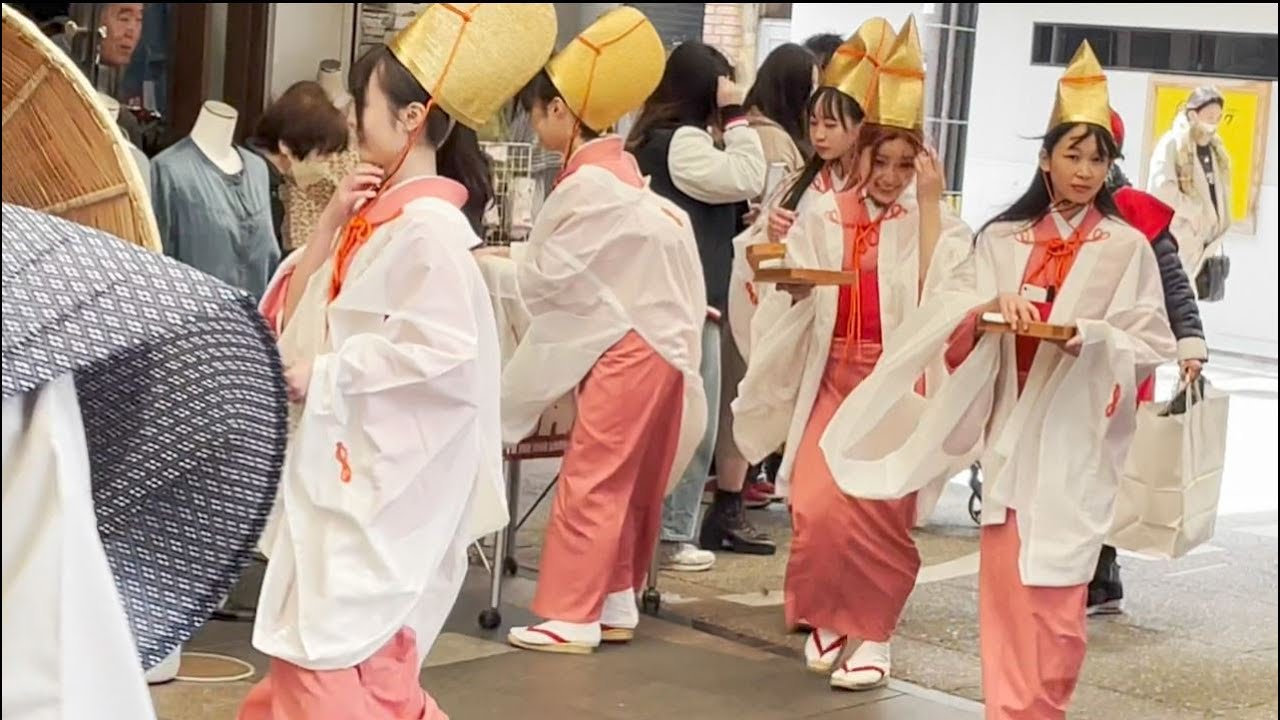 ピカピカの一年生が籠に乗り　第65回くるめ宝恵まつり ダイジェスト版　久留米宗社日吉神社
