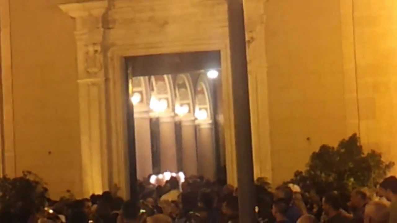 Festa della Madonna di Dinnammare - Il Quadro esce della Chiesa di San Giovanni di Larderia (2012)
