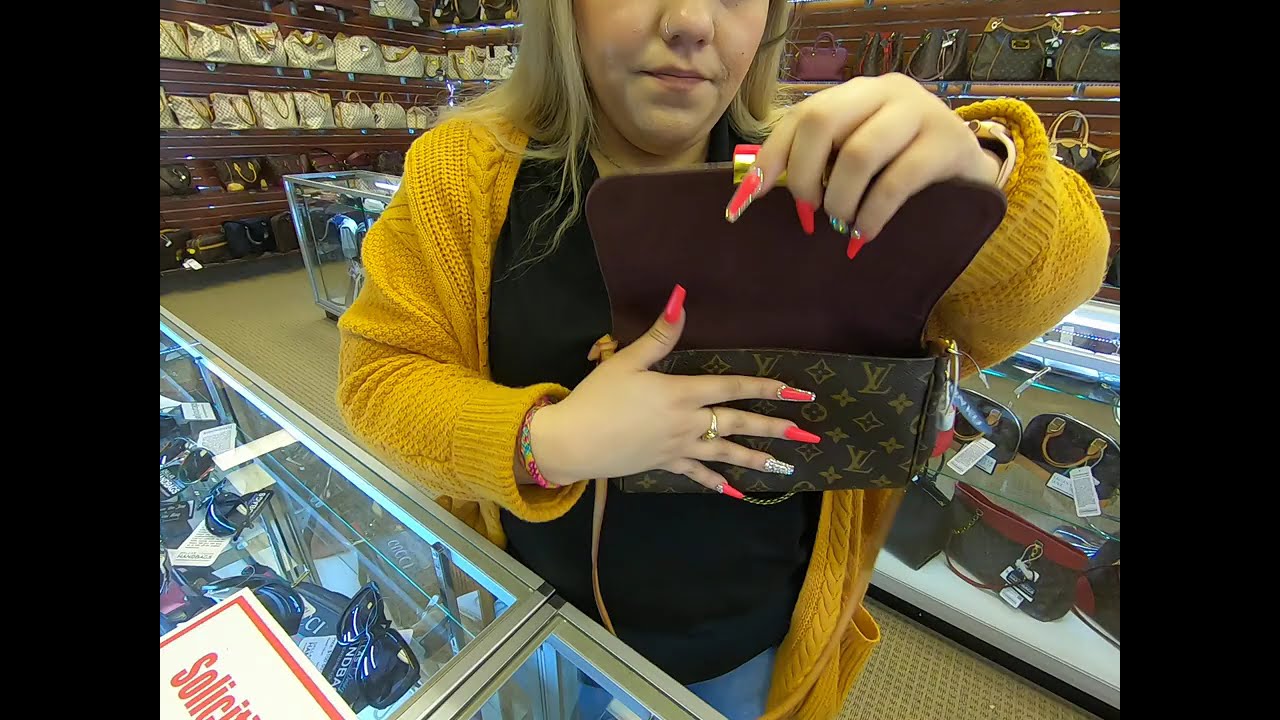 LOUIS VUITTON FAVORITE MM MONOGRAM CANVAS CROSSBODY BAG-REVIEW |PRE-OWNED