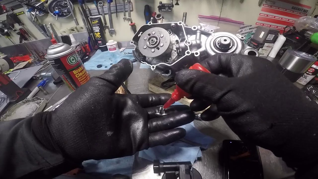 2015 Yamaha YZ250 Engine Assembly Part 4. Flywheel (Magneto) Neutral Switch, Stator & Cover.