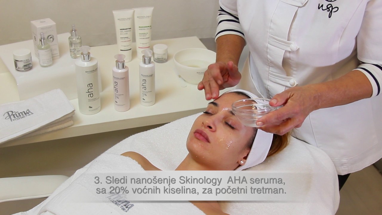 Tretman lica AHA vocnim kiselinama Skinology