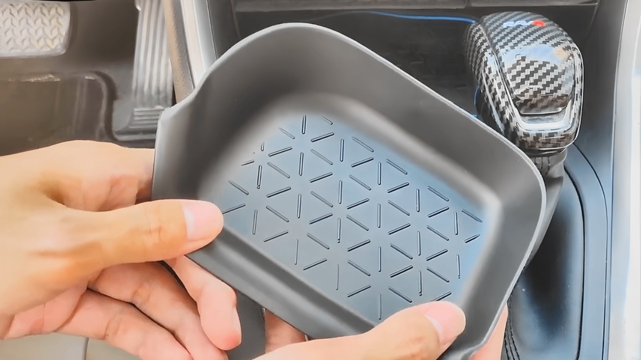 10 Must-Have Toyota RAV4 Mods and Accessories that Owners Love!