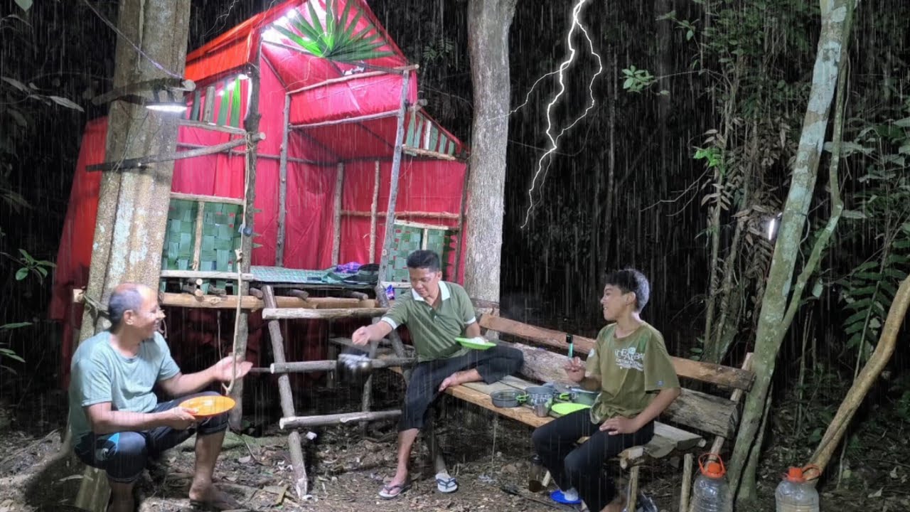 diguyur hujan deras siang-malam, Fhishig & berkemah, tidur nyenyak sampai pagi