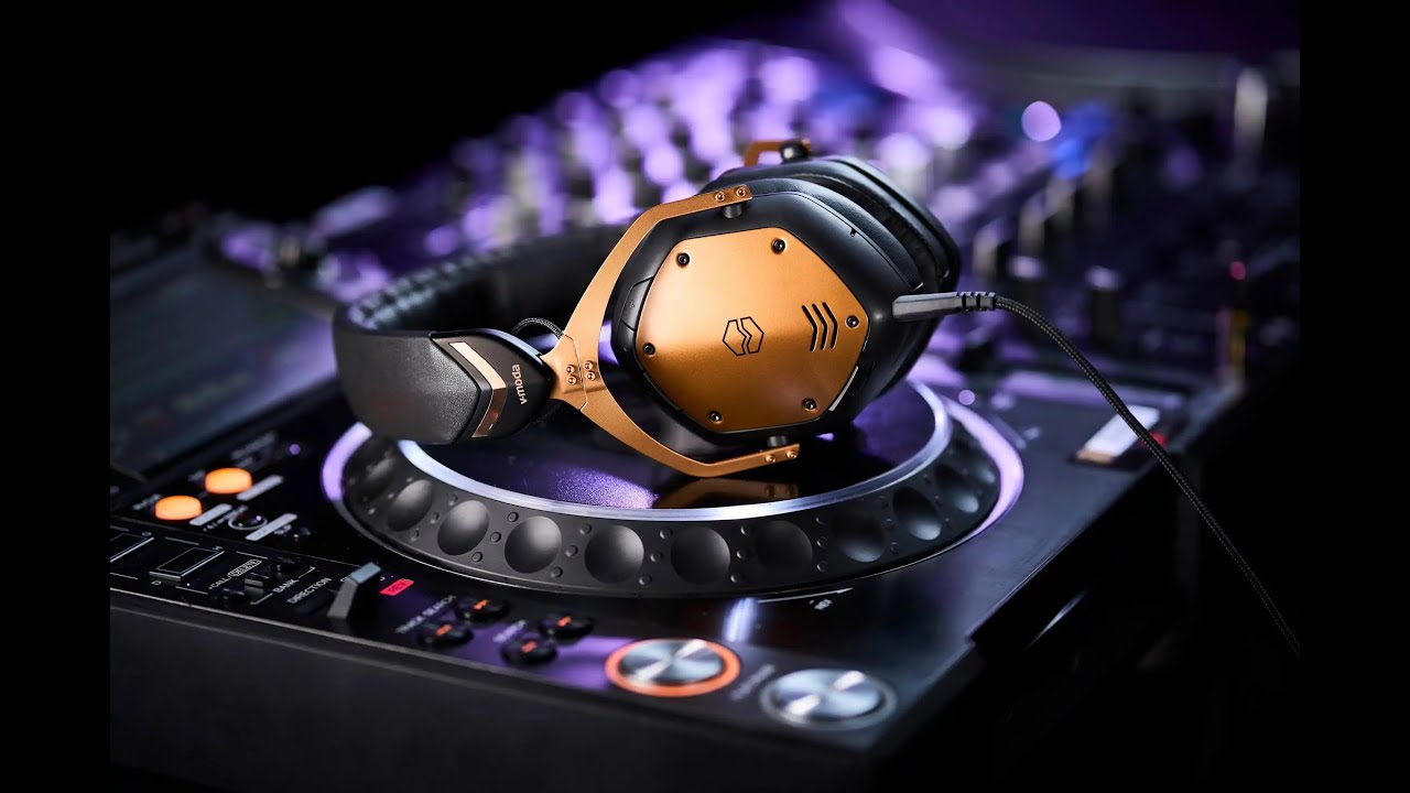 Unboxing Of The V-moda CrossFade 3 Wireless DJ Headphones That Tiesto Uses 