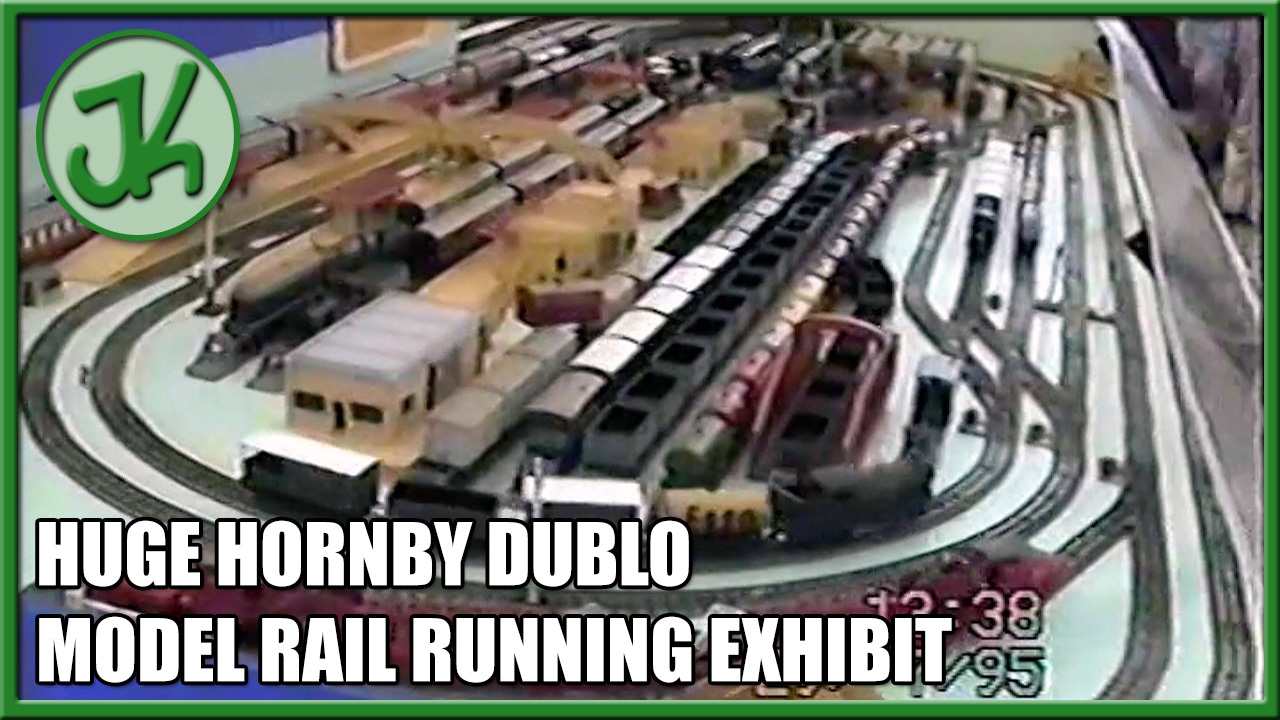 Hornby Dublo tinplate 3 rail exhibition layout running