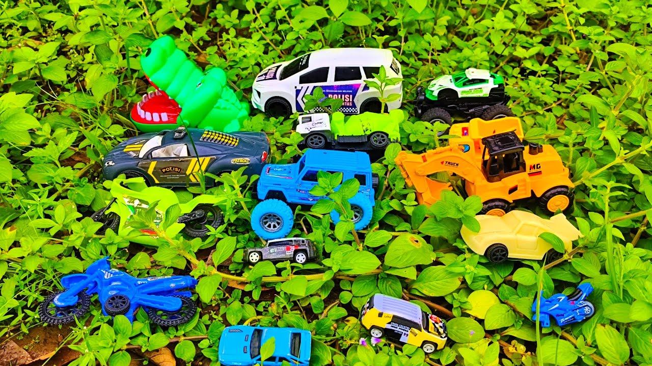 Mencari dan mendapatkan, mainan mobil mobilan, Truk molen, Mobil polisi, tayo, eskavator.| Kompilasi