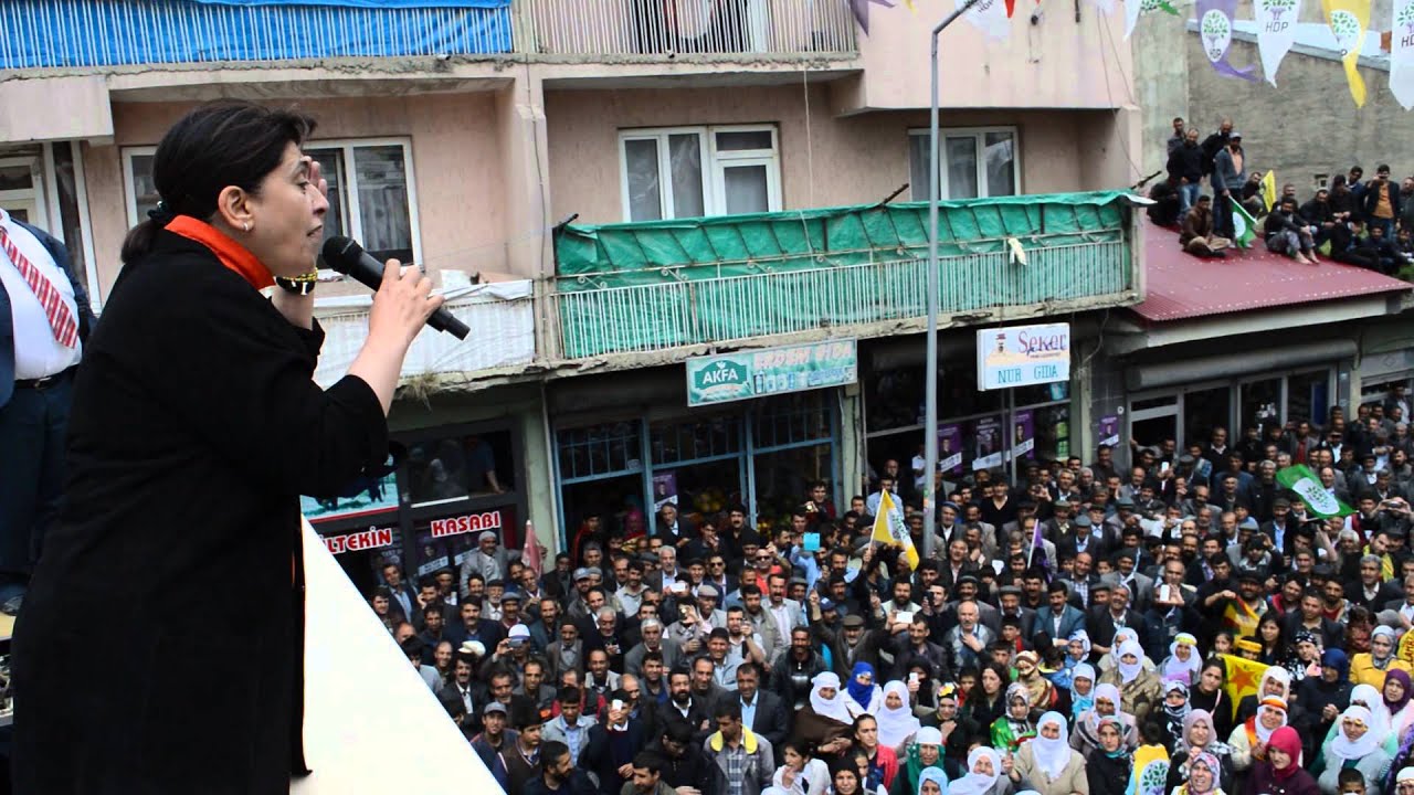 Leyla Zana Giyadîn (Diyadin) Mitinginde Konuşuyor