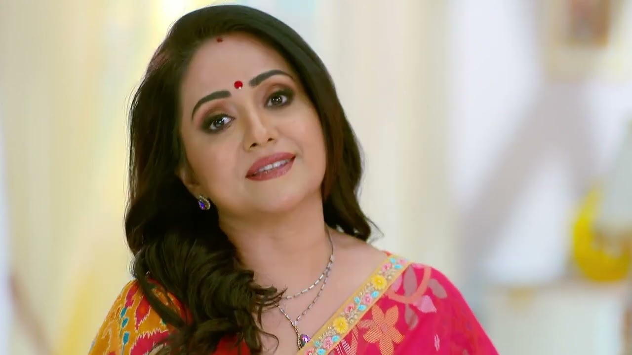 Kusum - ইন্দ্রাণীকে বিয়ের ভিডিও শ্যুটের কথা বলে উঠতে পারবে আয়ুষ ?