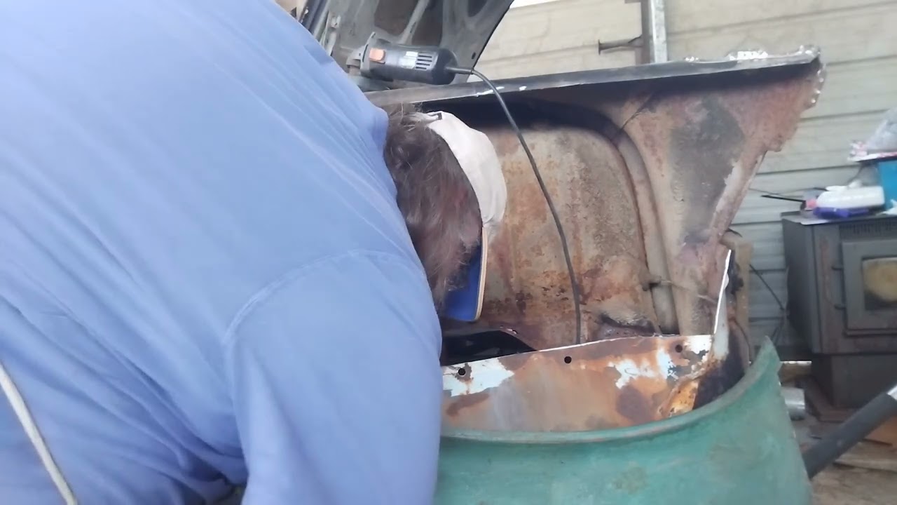 Снятие задней панели кузова Chevrolet 210 1957 года для замены. Задняя панель кузова универсала н...