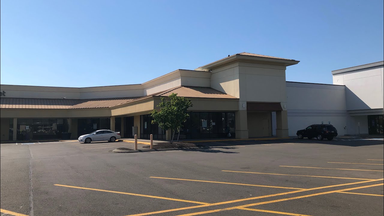 Abandoned Hollywood Video - Auburn, WA