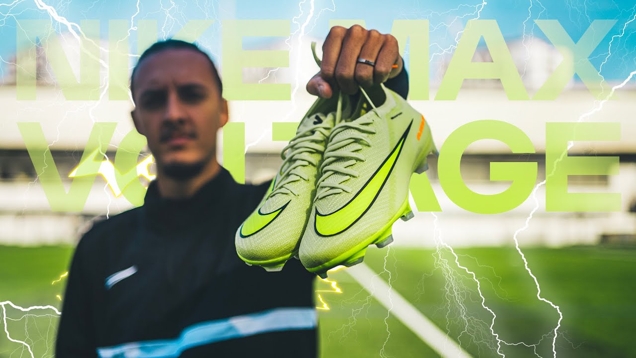 NIKE A SORTI SES CRAMPONS SPECIAL LIGUE DES CHAMPION ! ( Max Voltage )