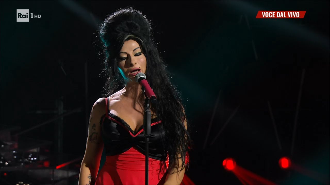 Valentina Persia - Amy Winehouse canta 