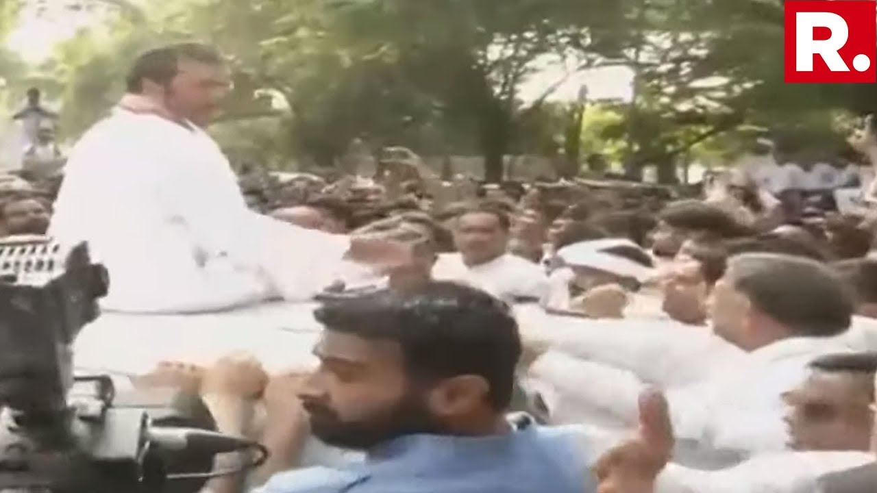 Haryana Congress Protests Against Bhupinder Hooda On 'Cash For Tickets' Controversy