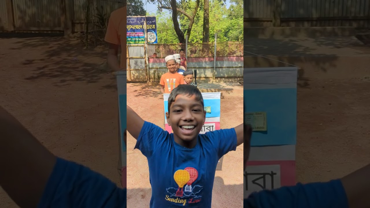 আপনার প্রিয় কে বাবা নাকি মা #comedyvideos #village_games #funnyvideos 